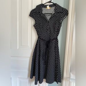 Retro style, button-front polka dot dress with belt